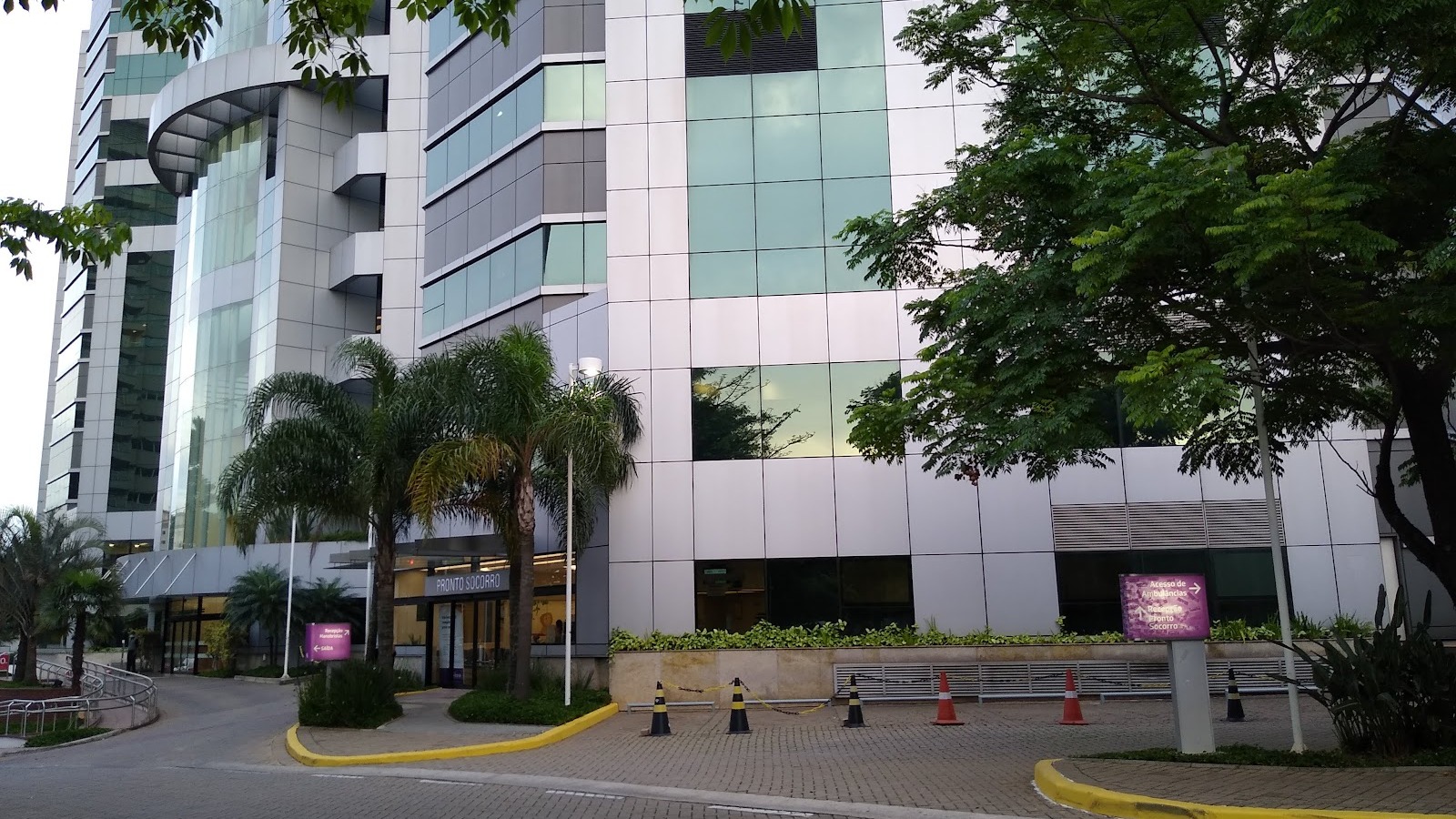 AMIL - HOSPITAL VITORIA ANALIA FRANCO